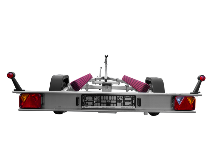 Remolque para barco UNITRAILER JET ALU PTAC 750 kg